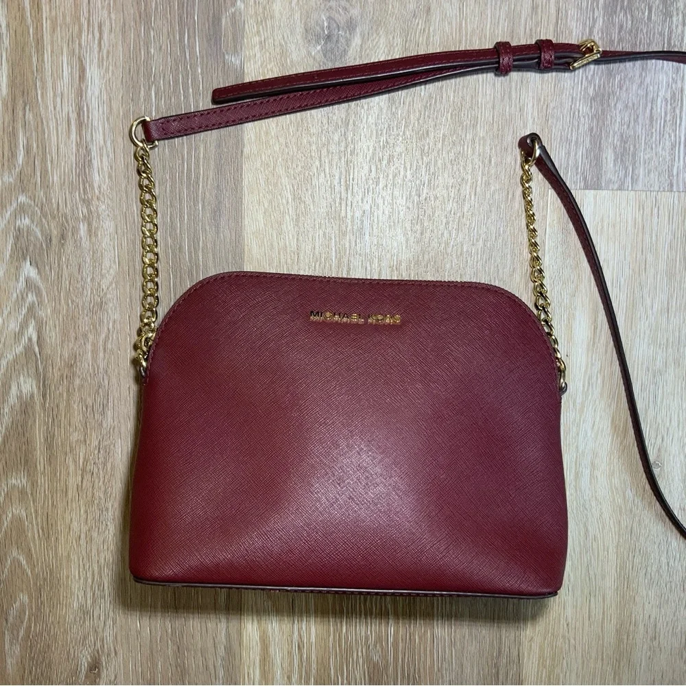Michael Kors Red Jetset Travel Dome Crossbody bag